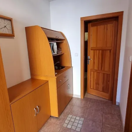 Rondel Konukevi 4*
